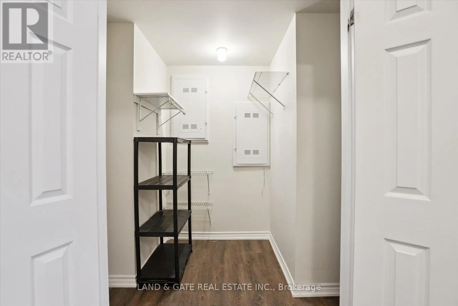 102 - 290 LIBERTY STREET N, #102