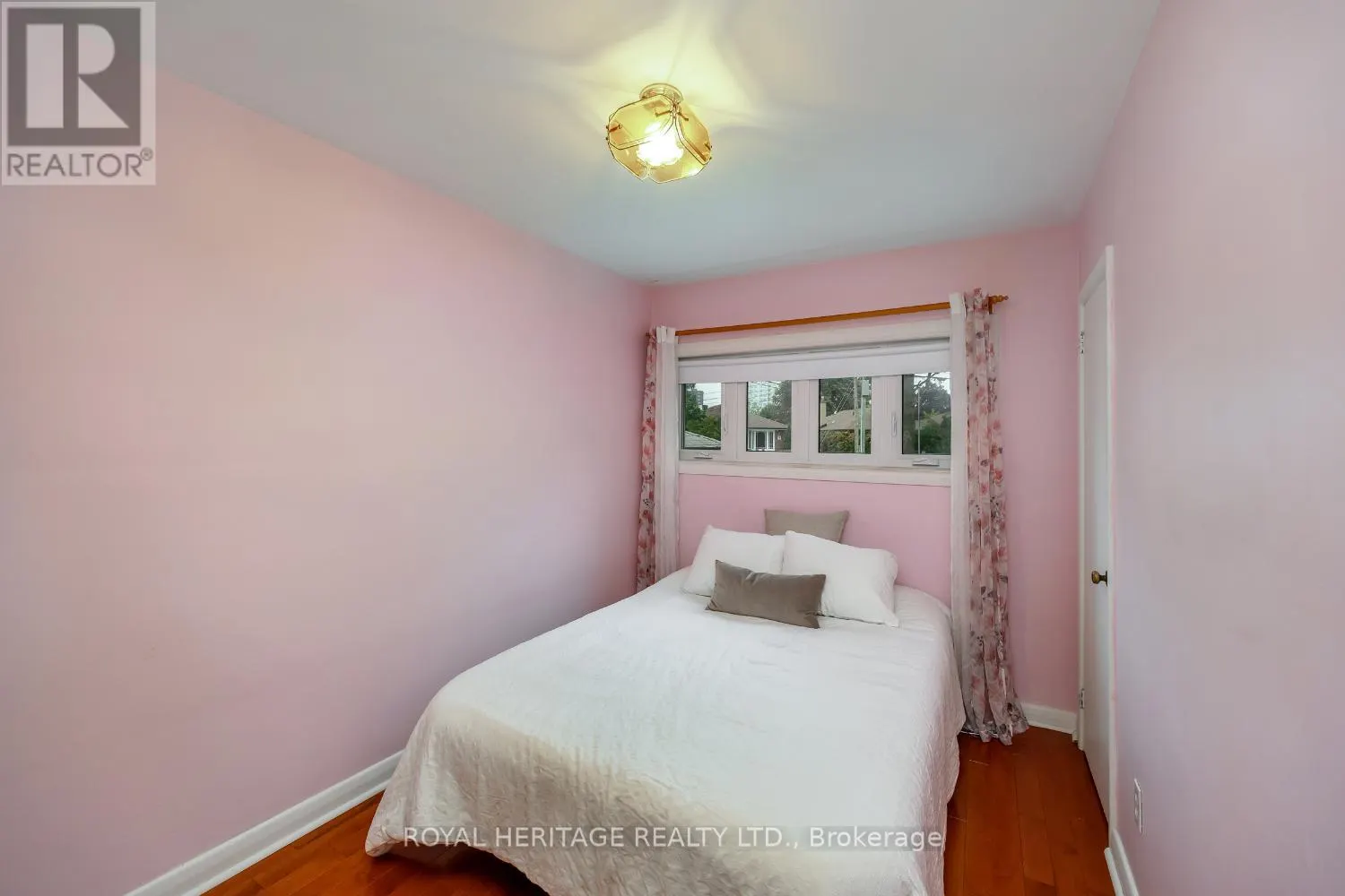 49 TANSLEY AVENUE
