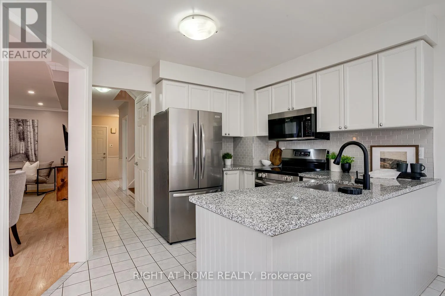 41 STEELE VALLEY COURT