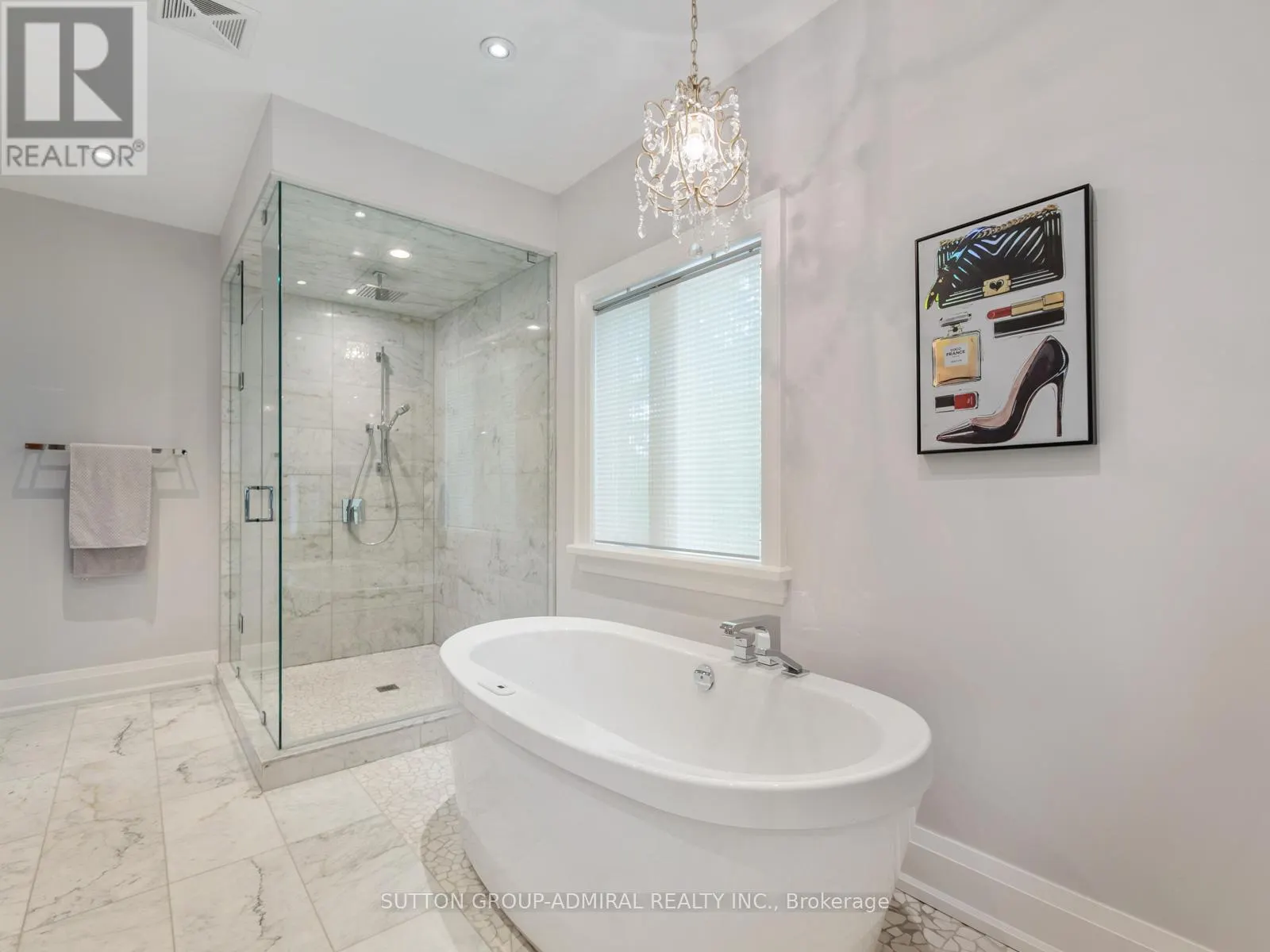1 DUSTAN CRESCENT