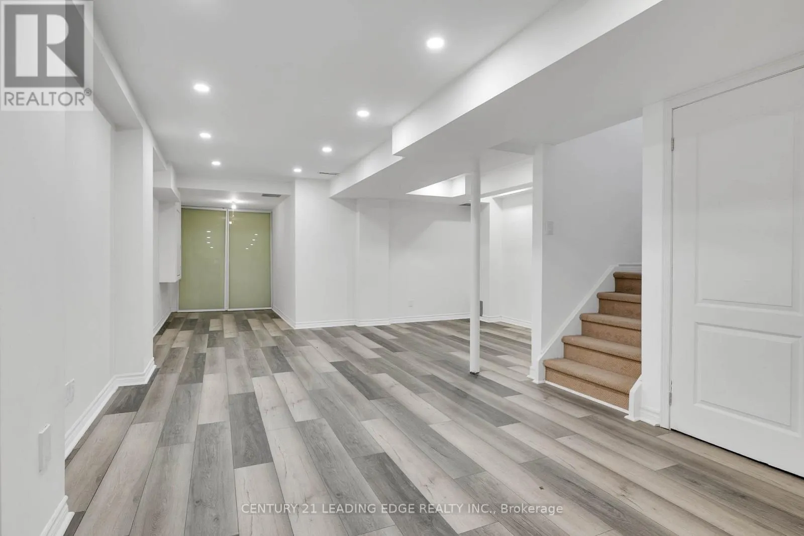 3 HEMANS COURT
