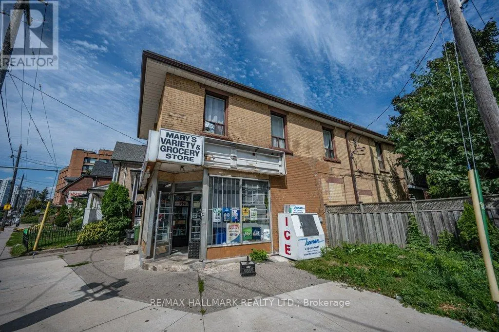 675 BROADVIEW AVENUE