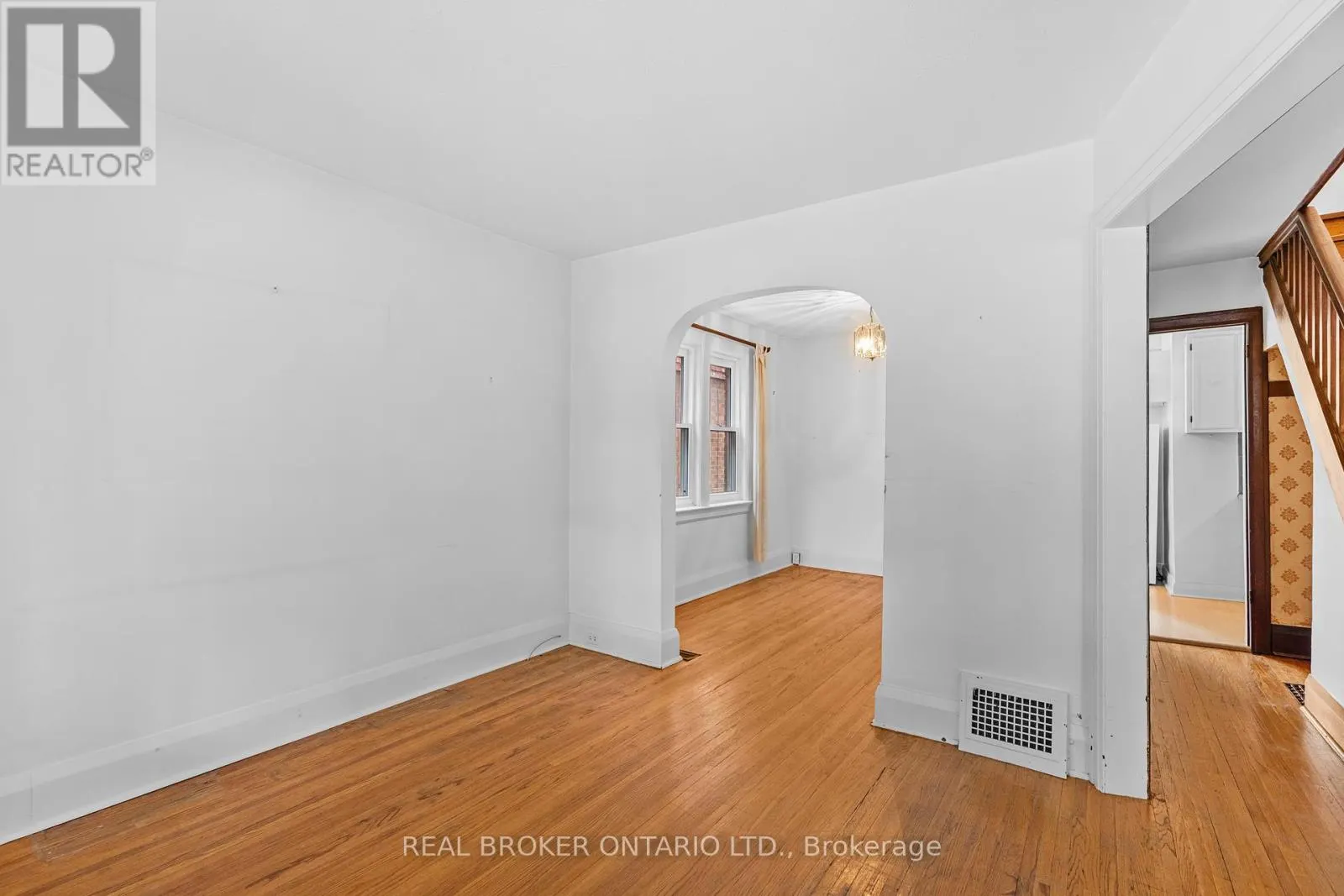 47 MORTIMER AVENUE