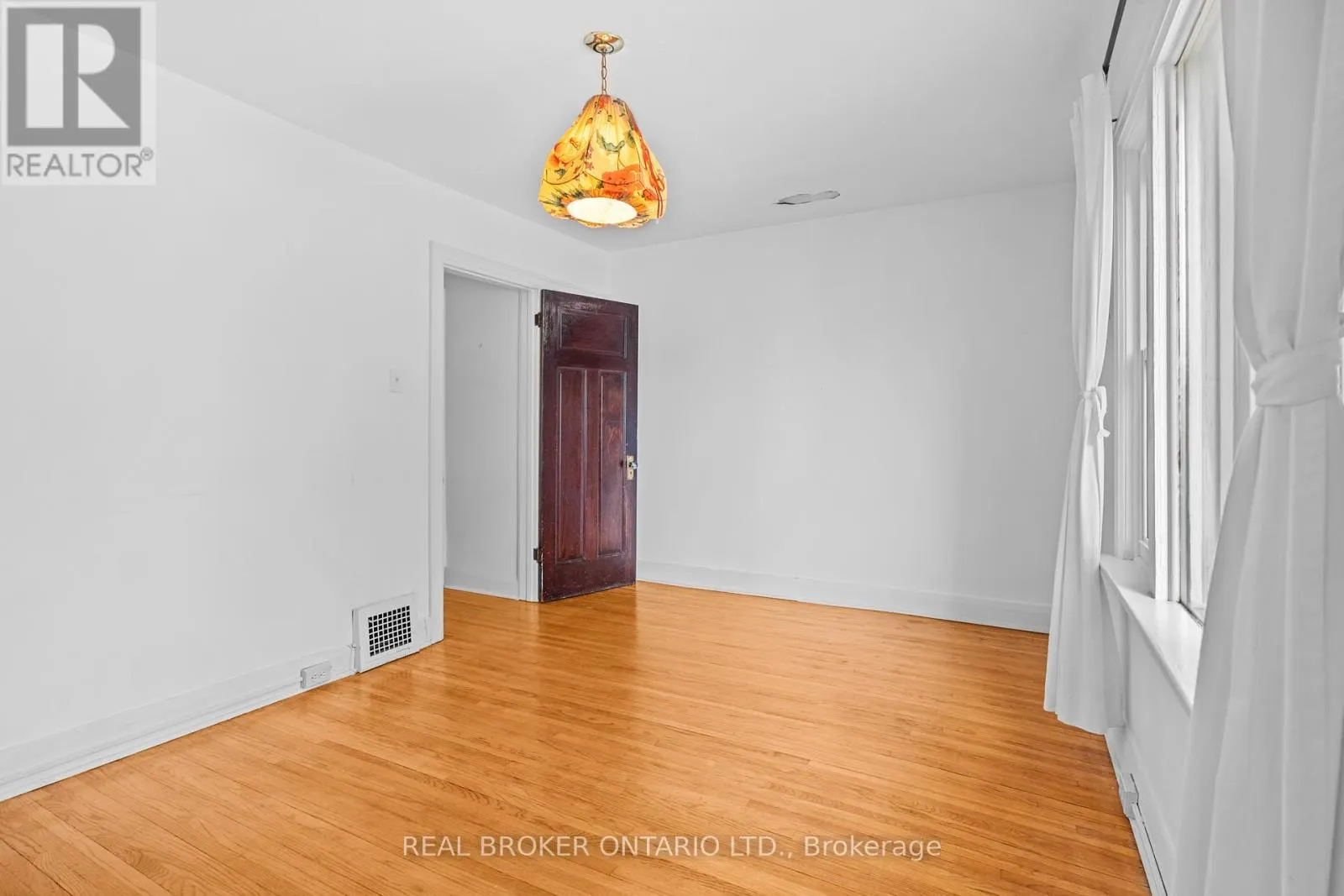 47 MORTIMER AVENUE