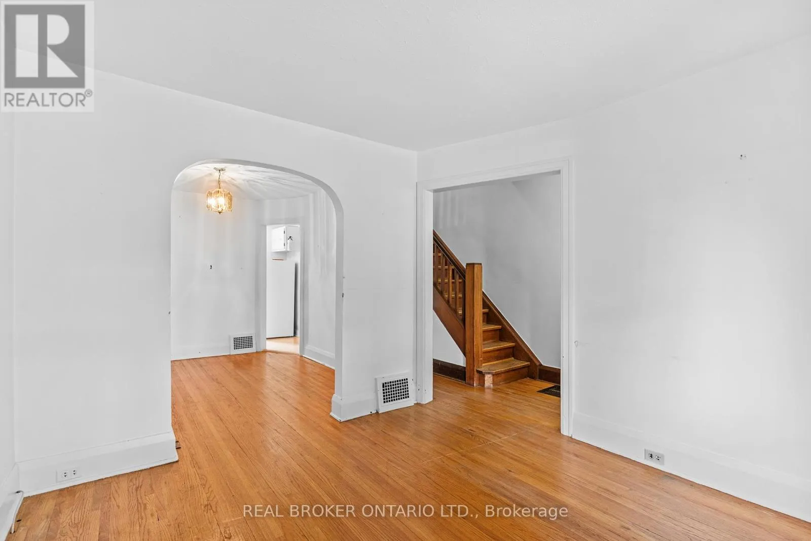 47 MORTIMER AVENUE
