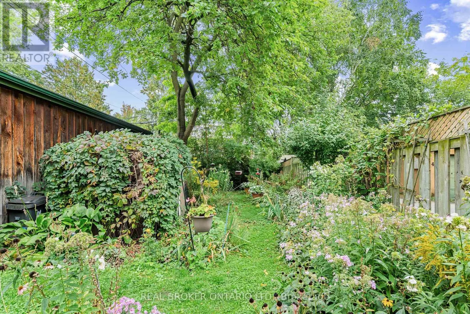 47 MORTIMER AVENUE