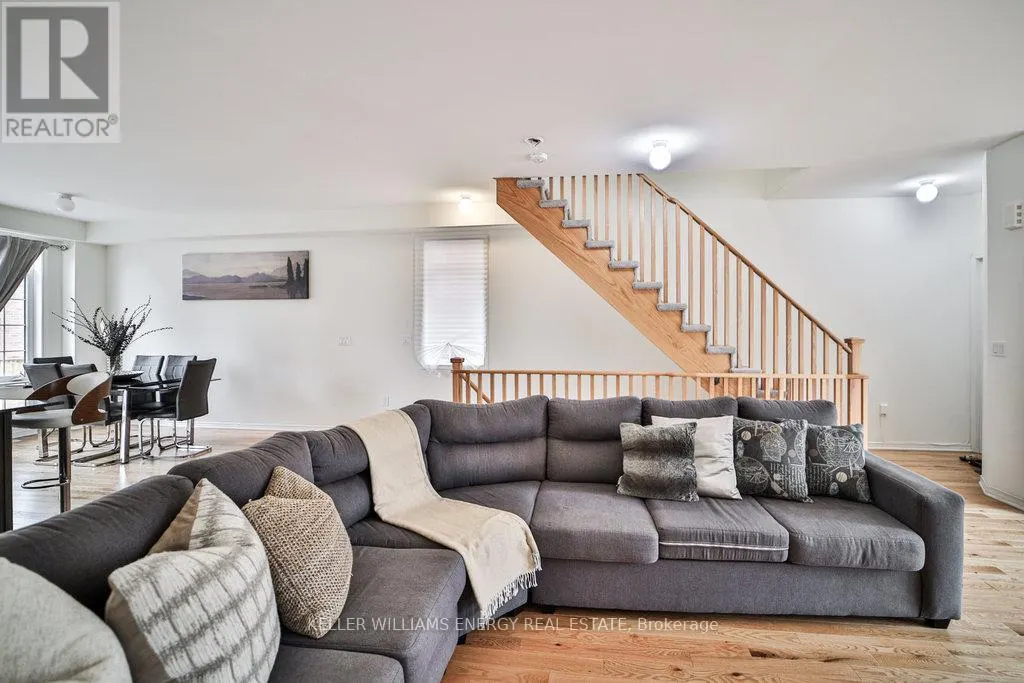 4 HEALTHCOTE LANE