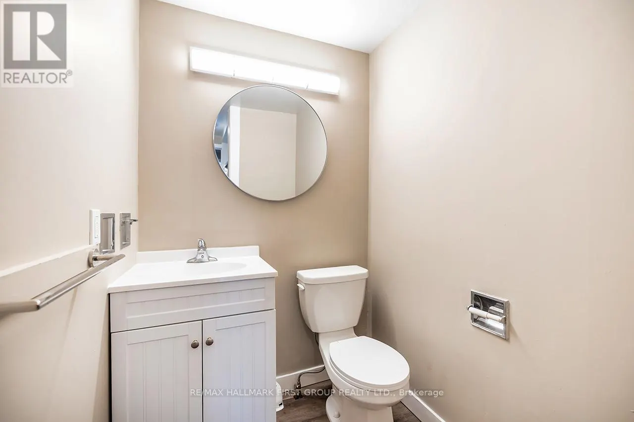 1 - 157 QUEEN STREET, #1