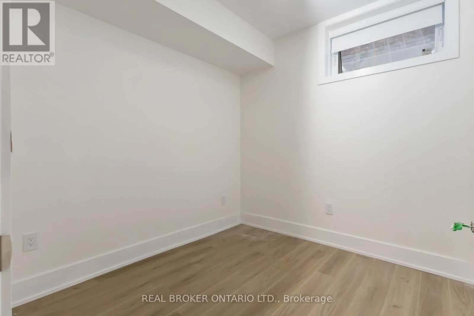 UNIT B - 72 JONES AVENUE