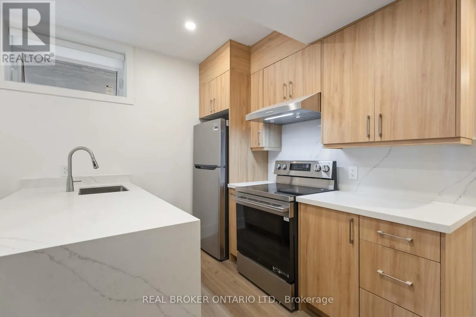 UNIT B - 72 JONES AVENUE