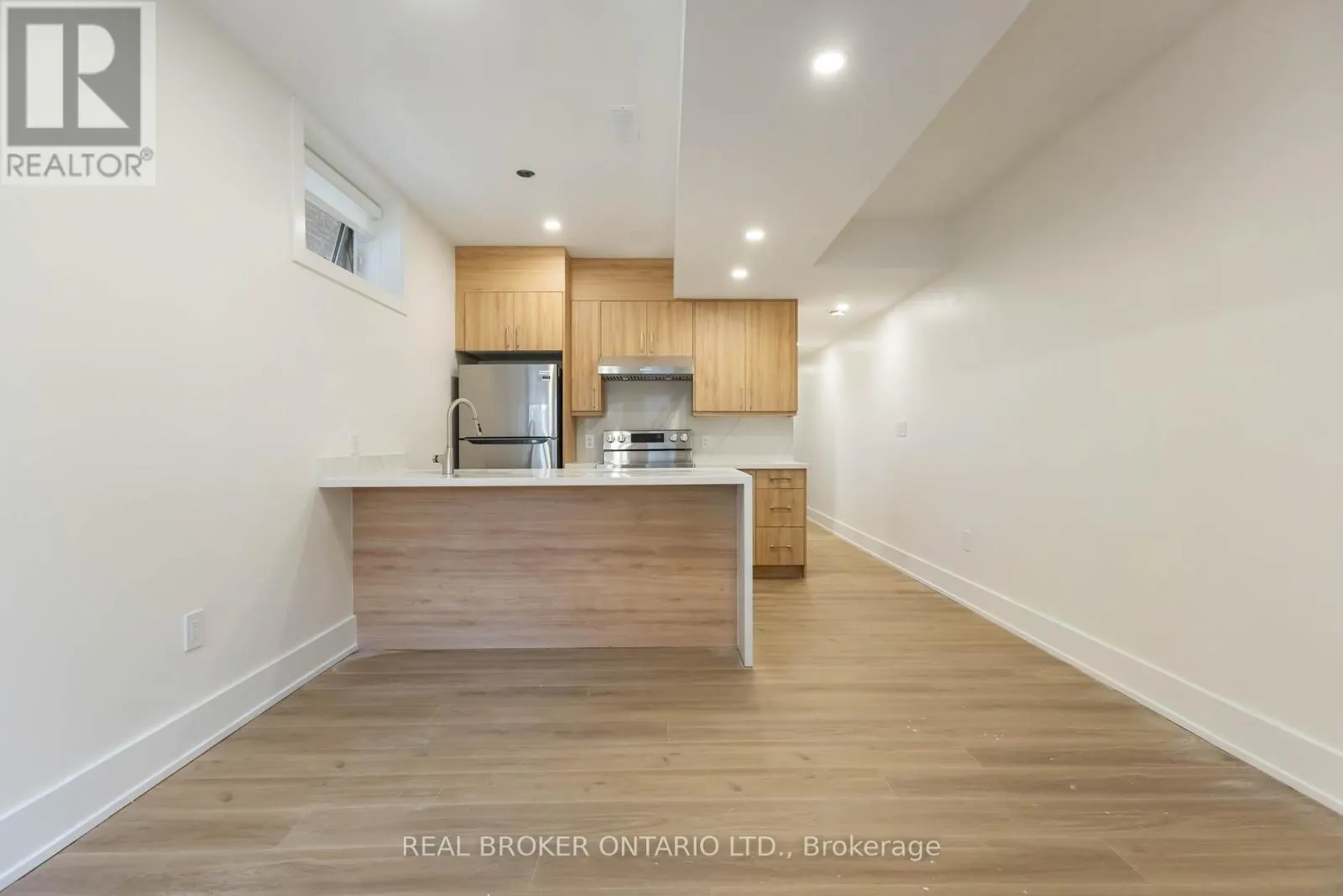 UNIT B - 72 JONES AVENUE