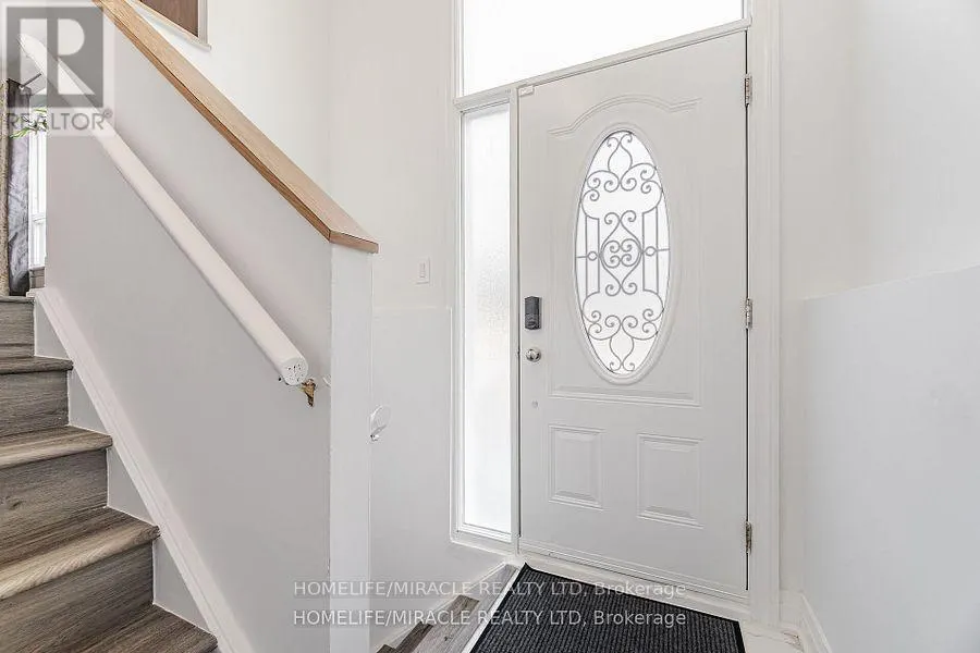 81 PETTIBONE SQUARE
