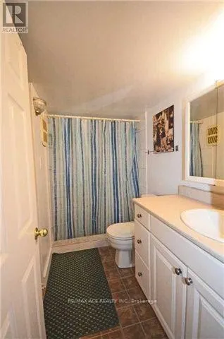 BSMT - 3689 ST CLAIR AVENUE E