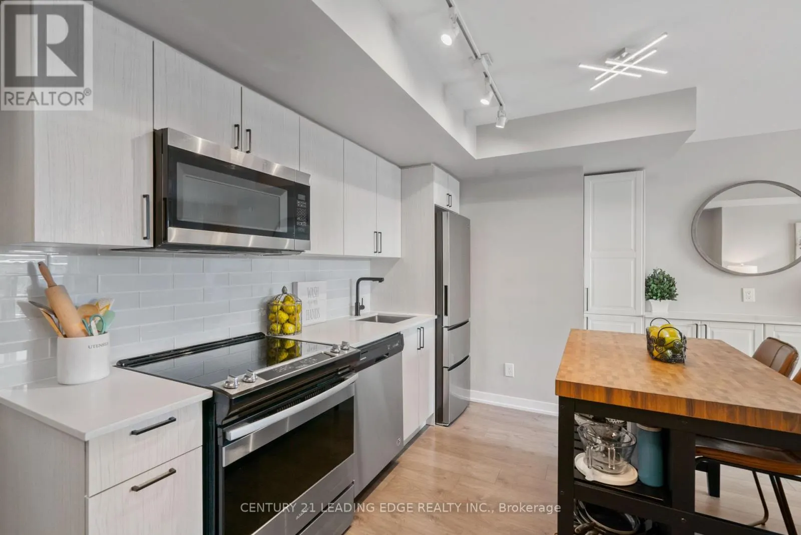 207 - 1401 O'CONNOR DRIVE