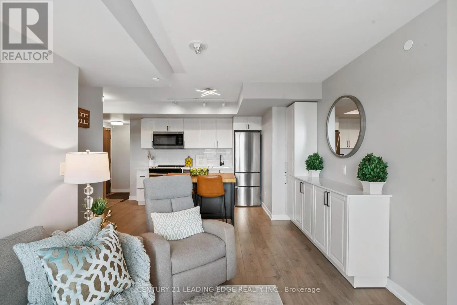 207 - 1401 O'CONNOR DRIVE