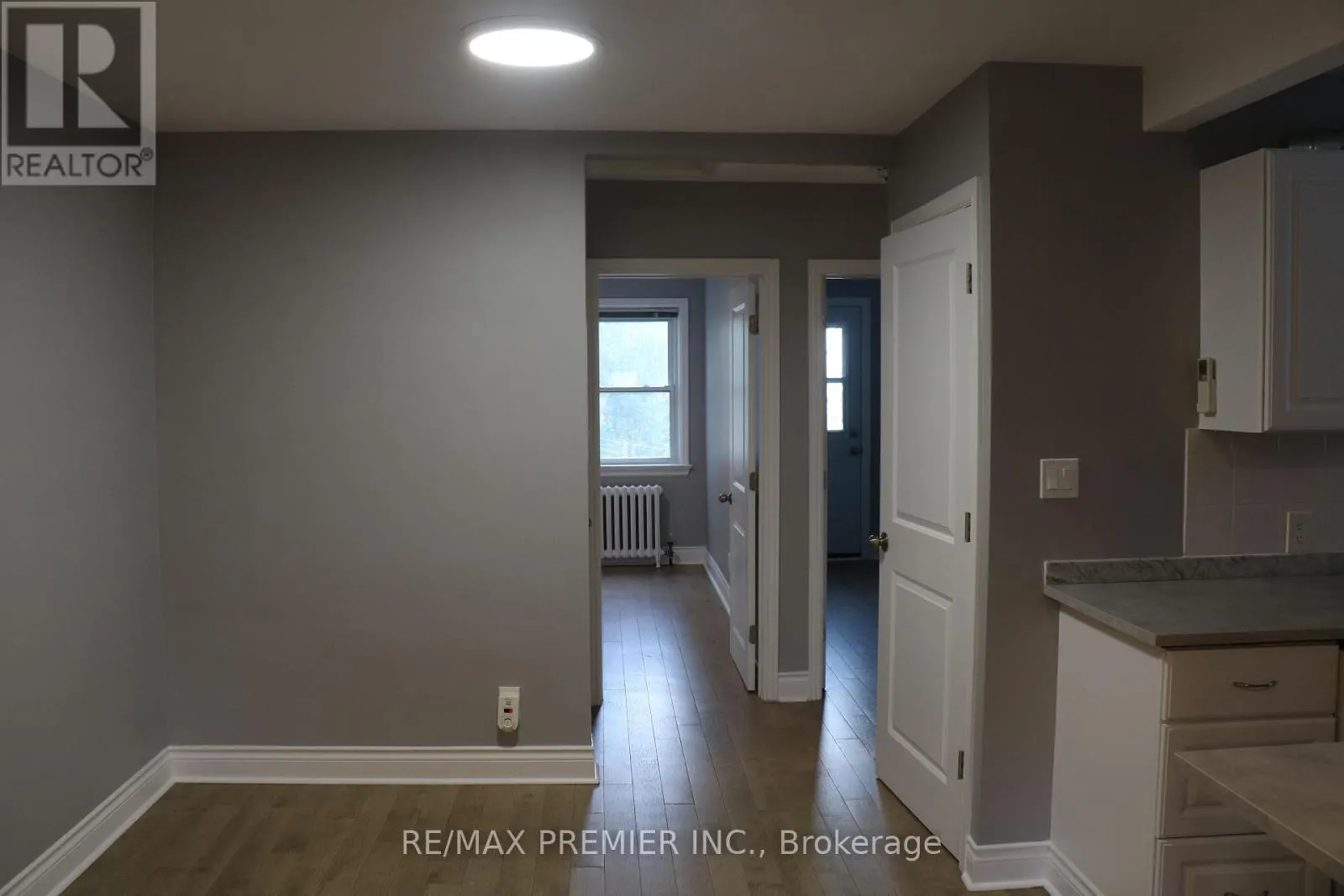 UPPER - 9 BRACEBRIDGE AVENUE