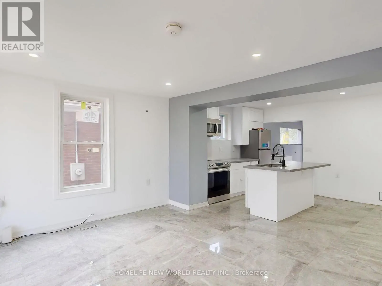 11 MAPLE STREET