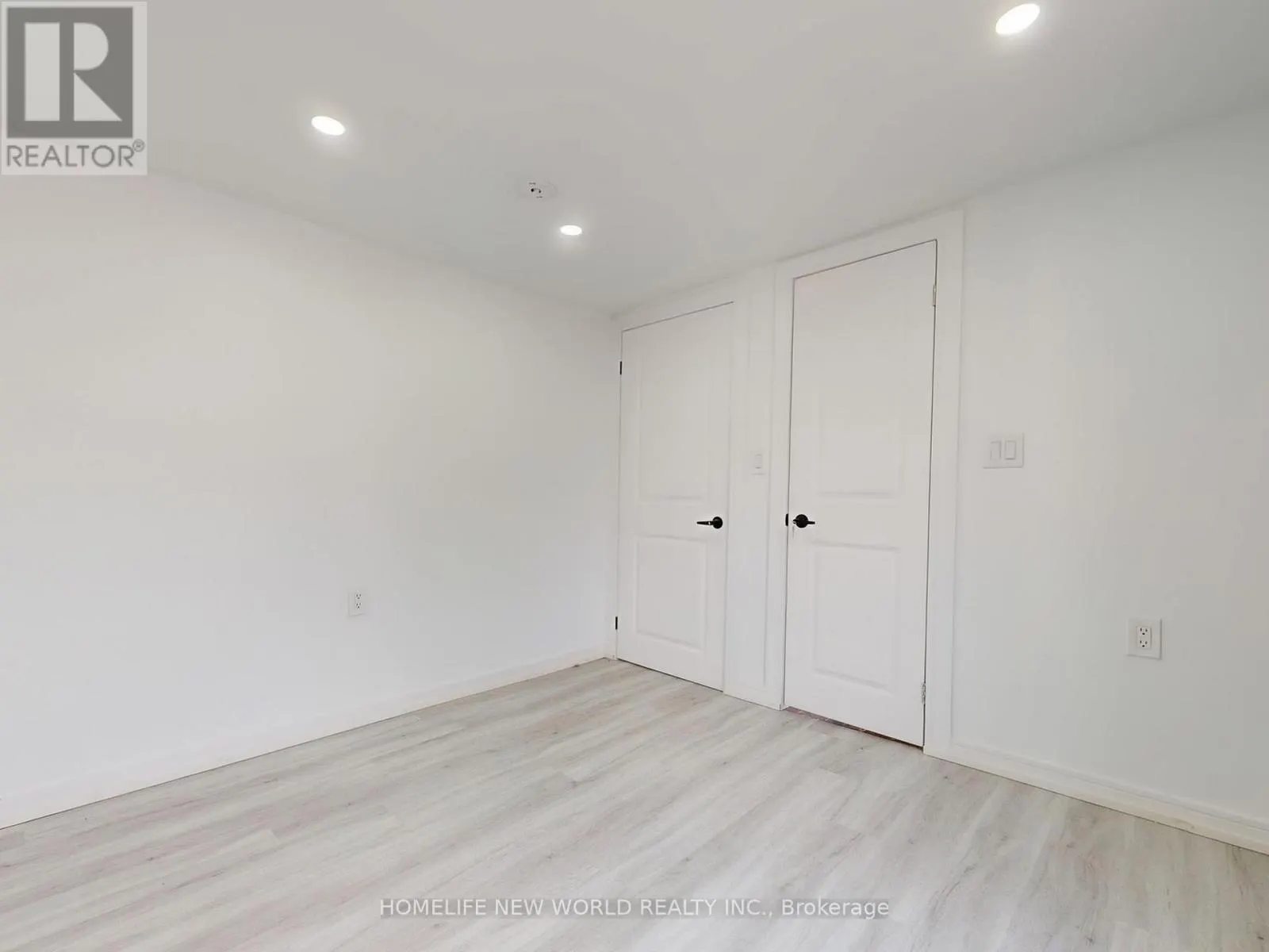 11 MAPLE STREET