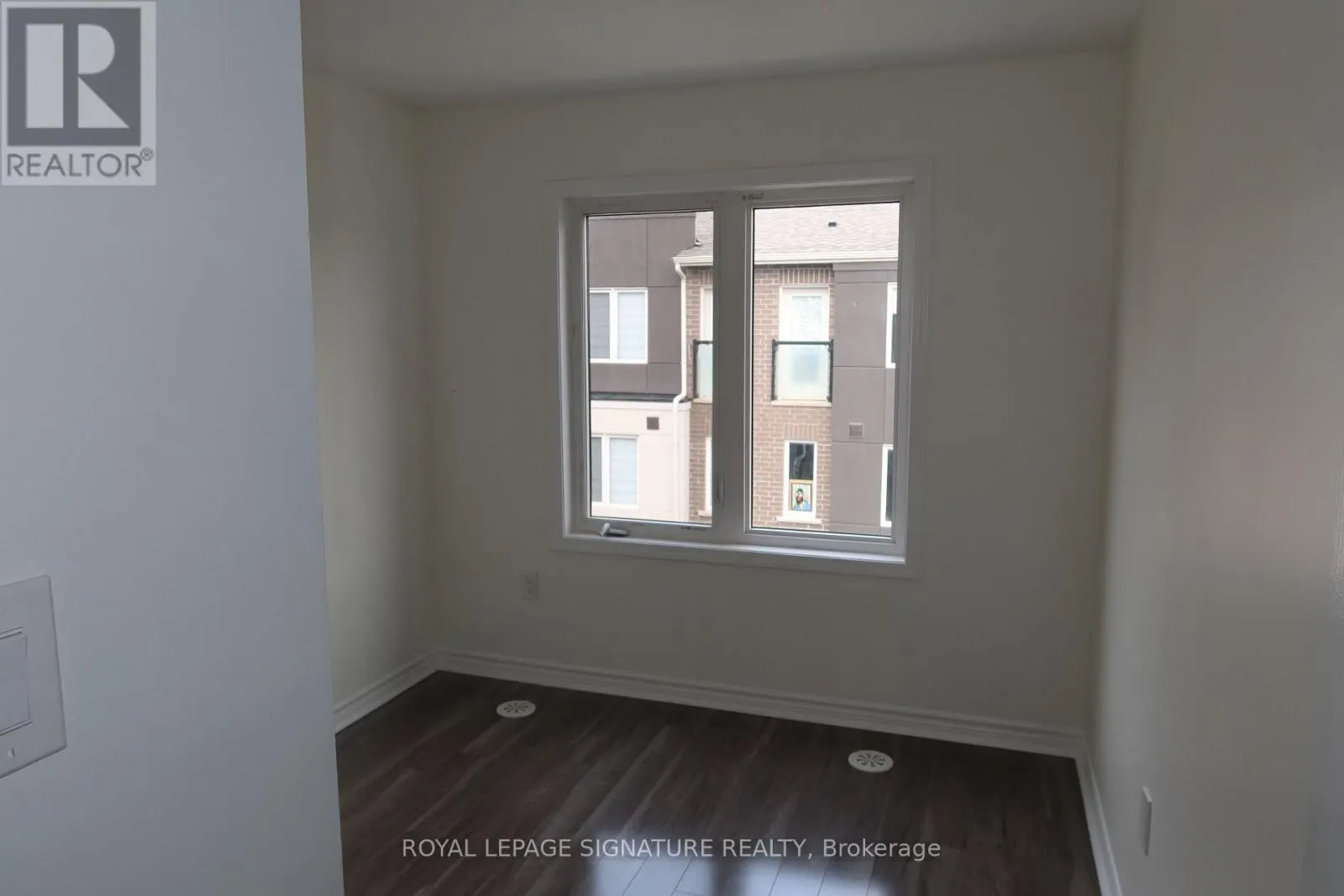 5 - 45 HERON PARK PLACE