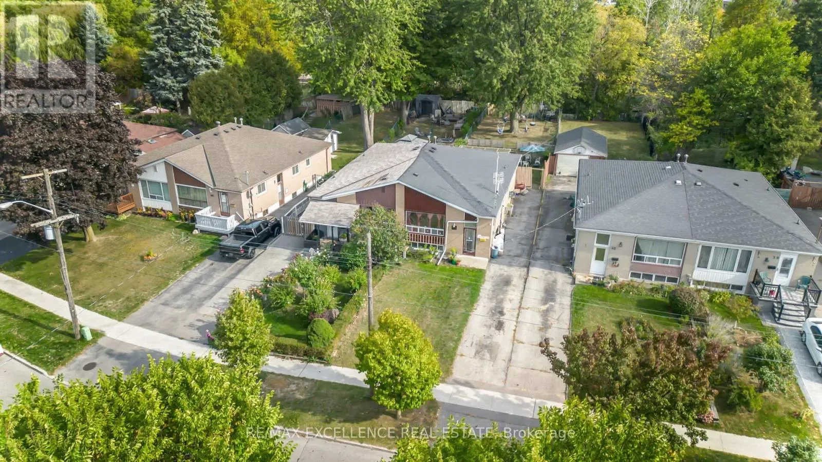 43 PORCHESTER DRIVE