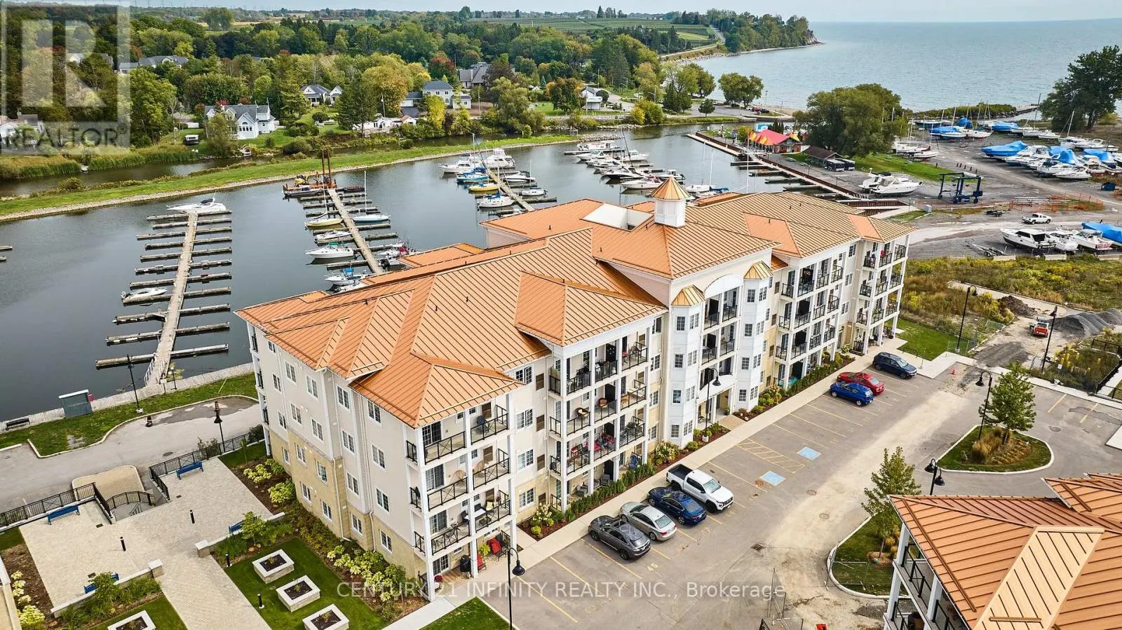 101 - 70 SHIPWAY AVENUE, #101