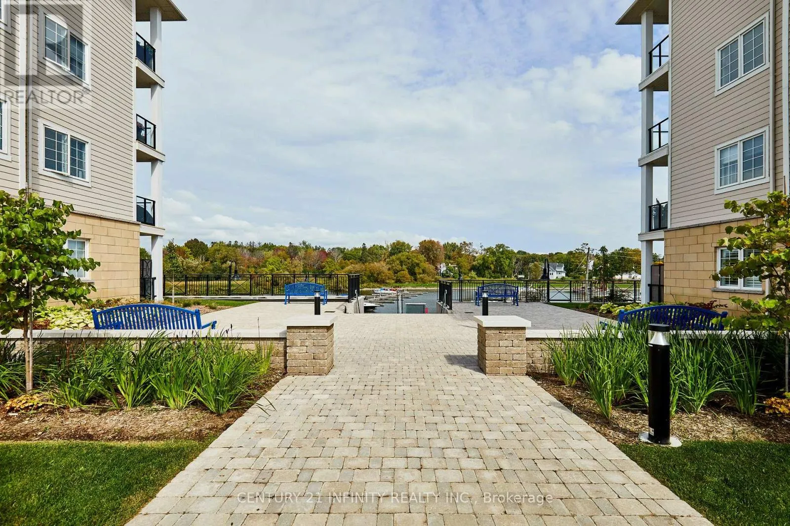 101 - 70 SHIPWAY AVENUE, #101