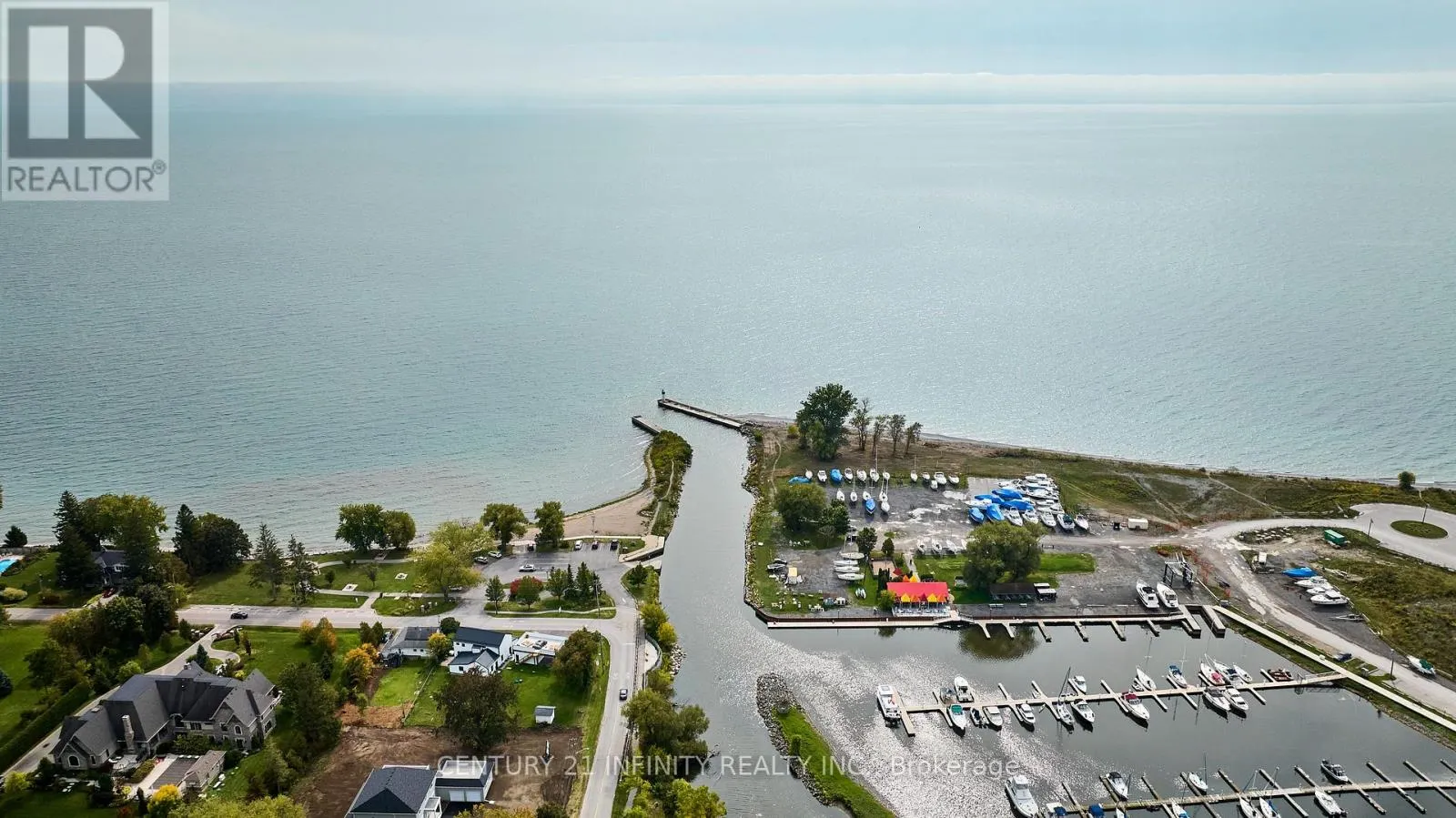101 - 70 SHIPWAY AVENUE, #101