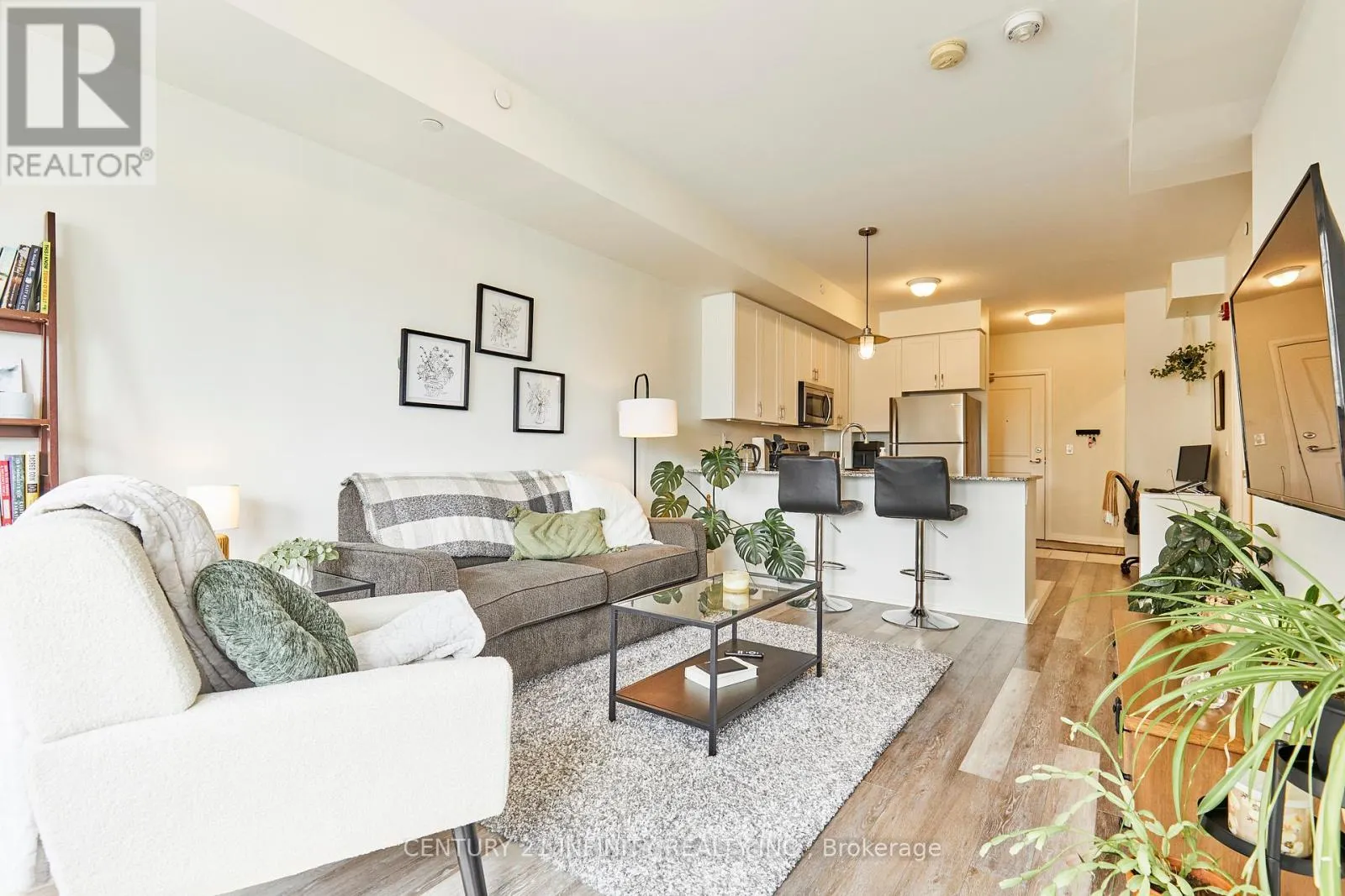 101 - 70 SHIPWAY AVENUE, #101