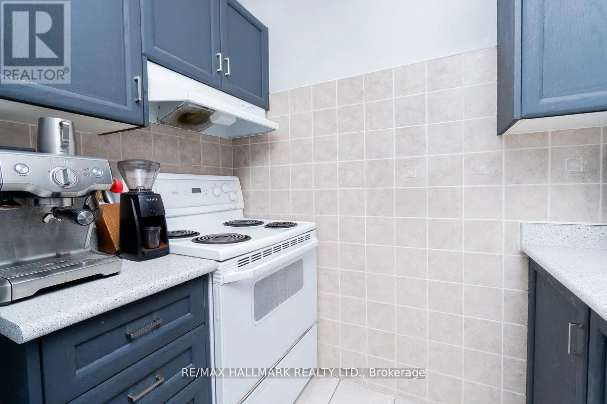1 - 804 QUEEN STREET E