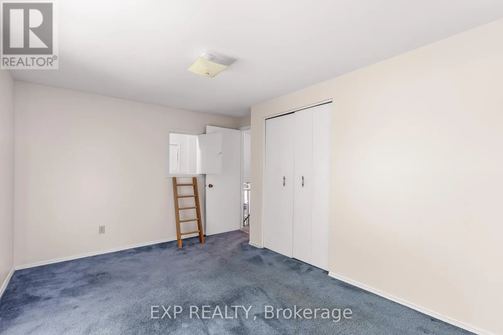 70 PILKINGTON CRESCENT