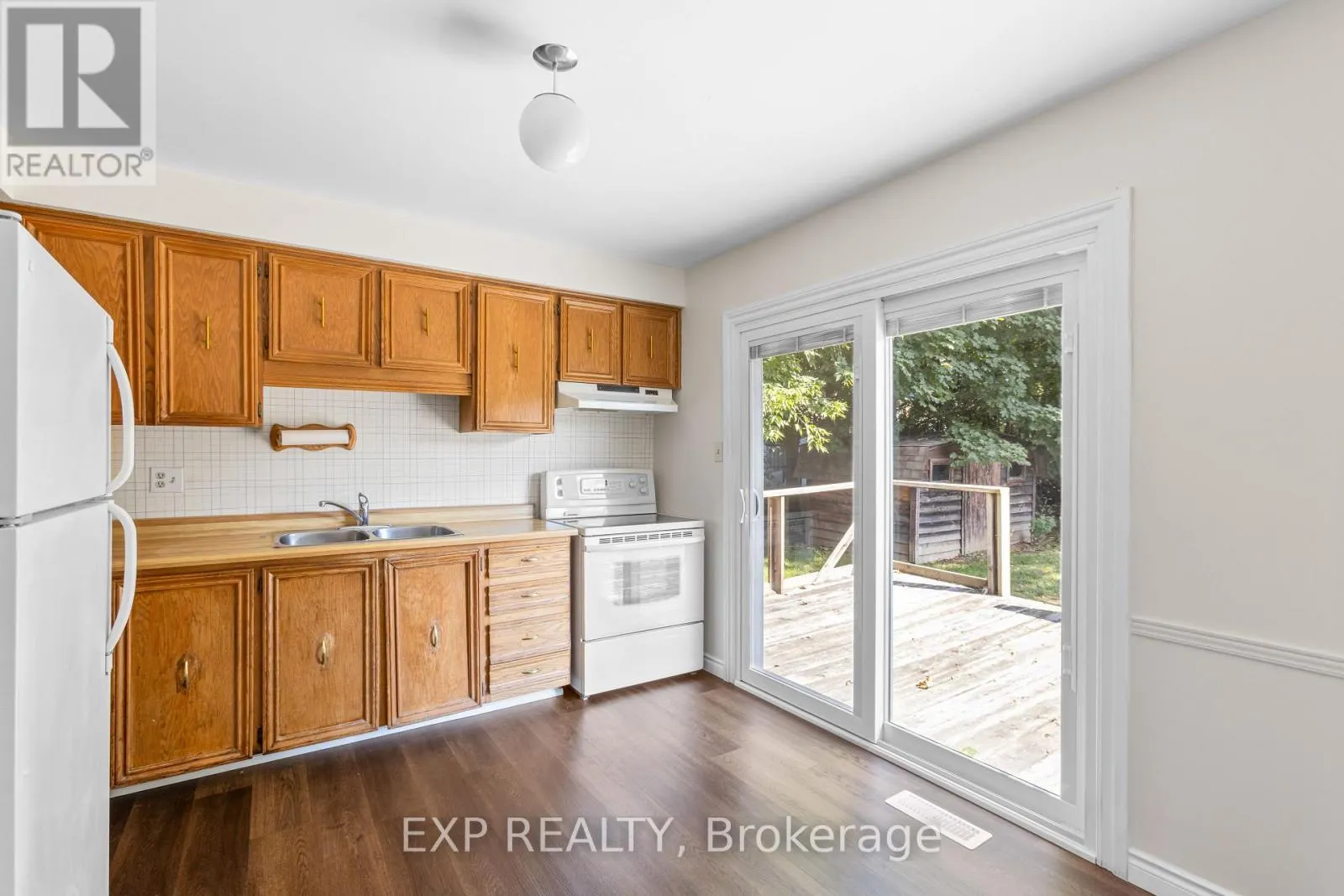 70 PILKINGTON CRESCENT