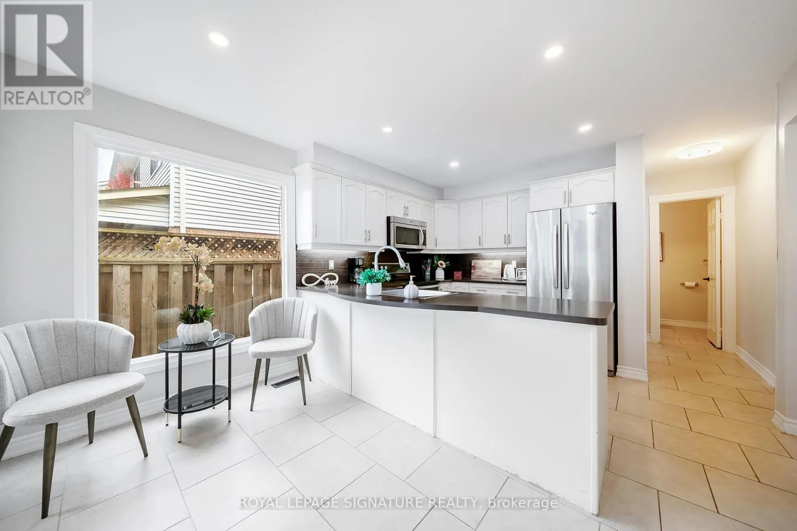 1239 BARNWOOD SQUARE