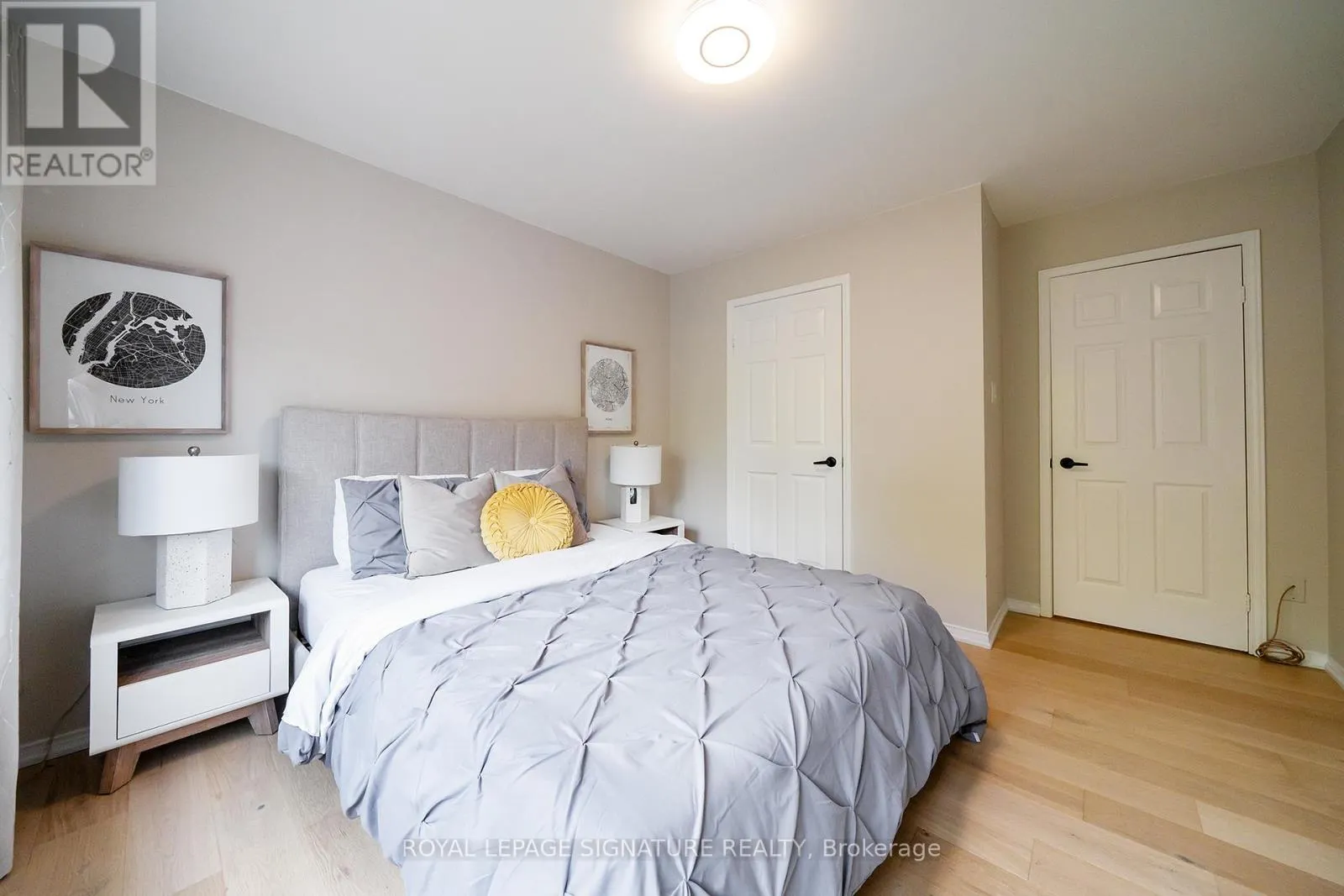 1239 BARNWOOD SQUARE
