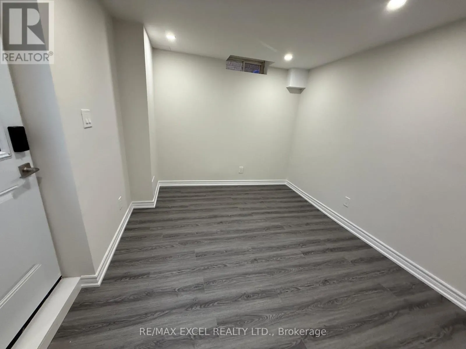 71 GRAINGER CRESCENT