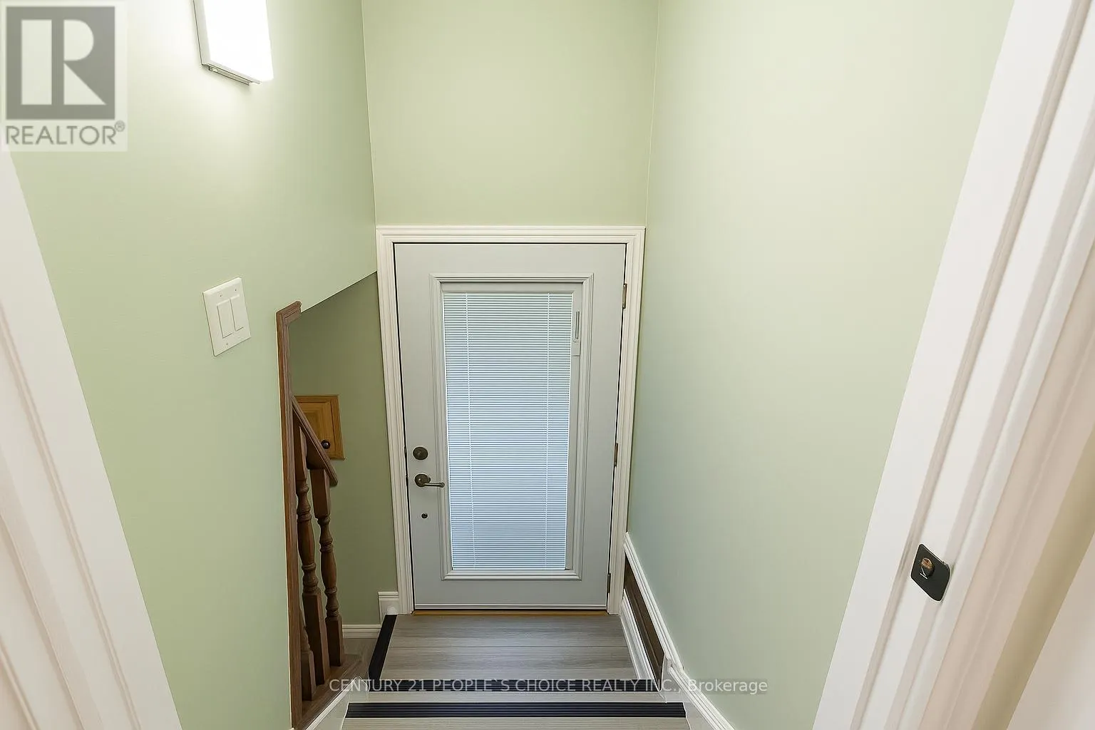 97 ARLINGTON AVENUE N