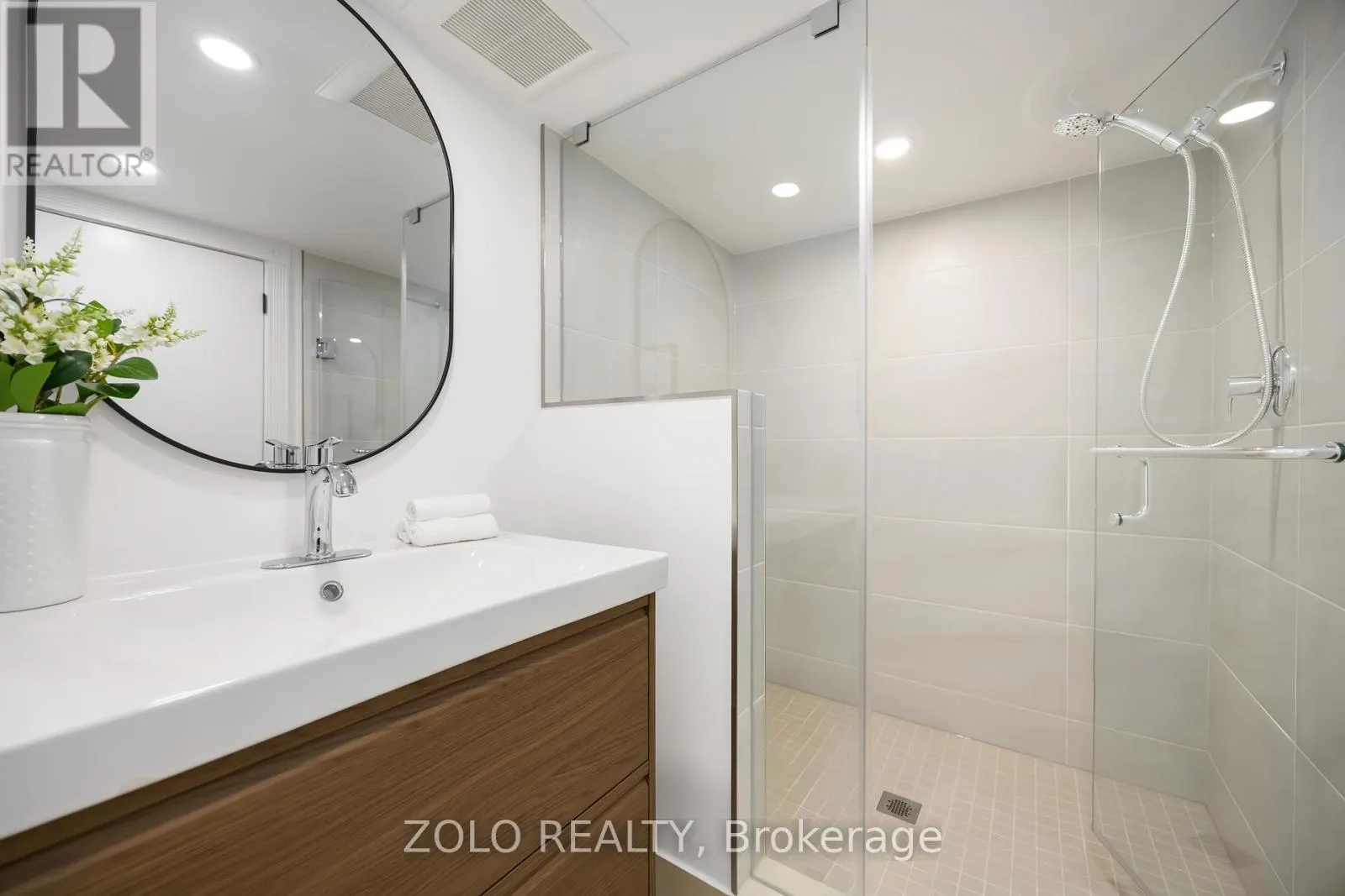 24 POUCHER STREET