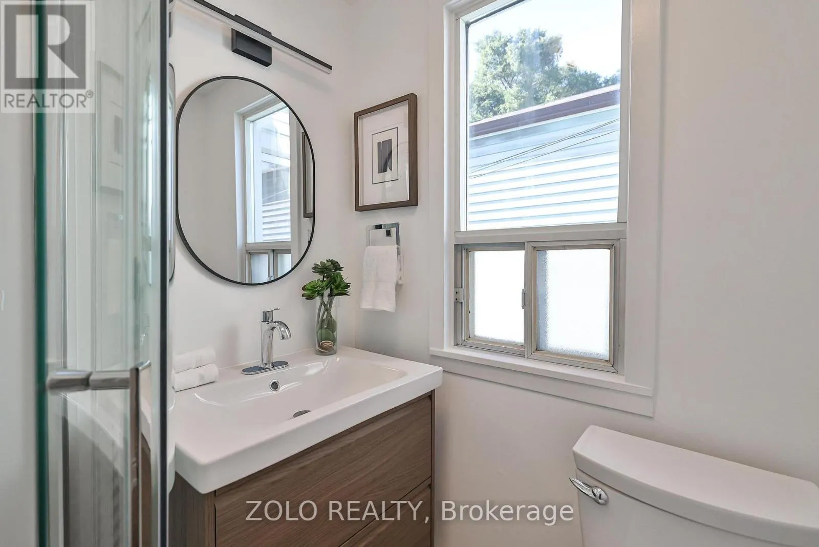 24 POUCHER STREET