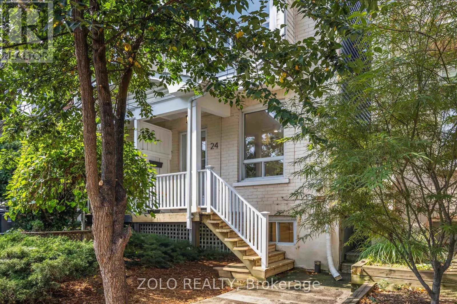 24 POUCHER STREET
