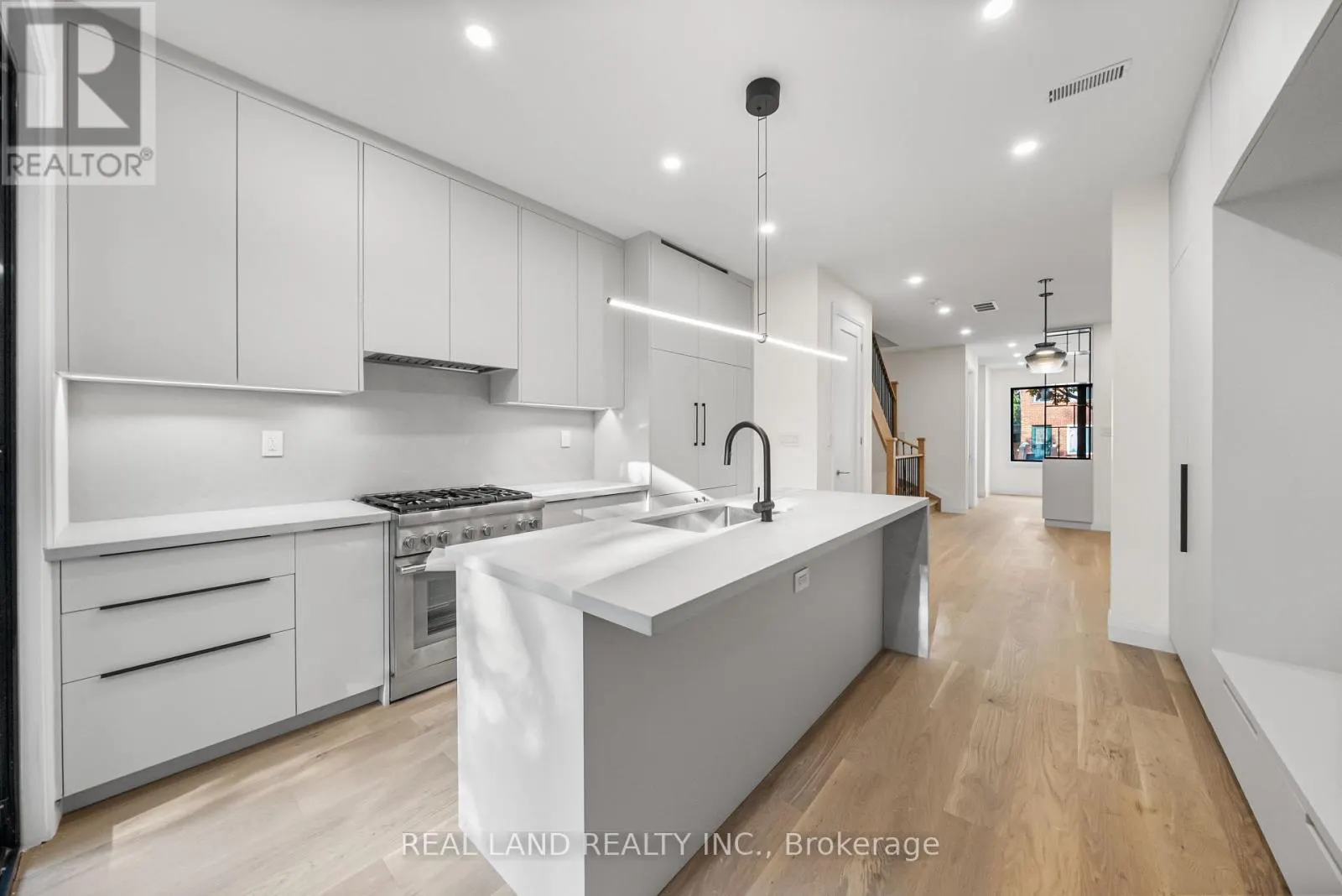 30 WINNIFRED AVENUE