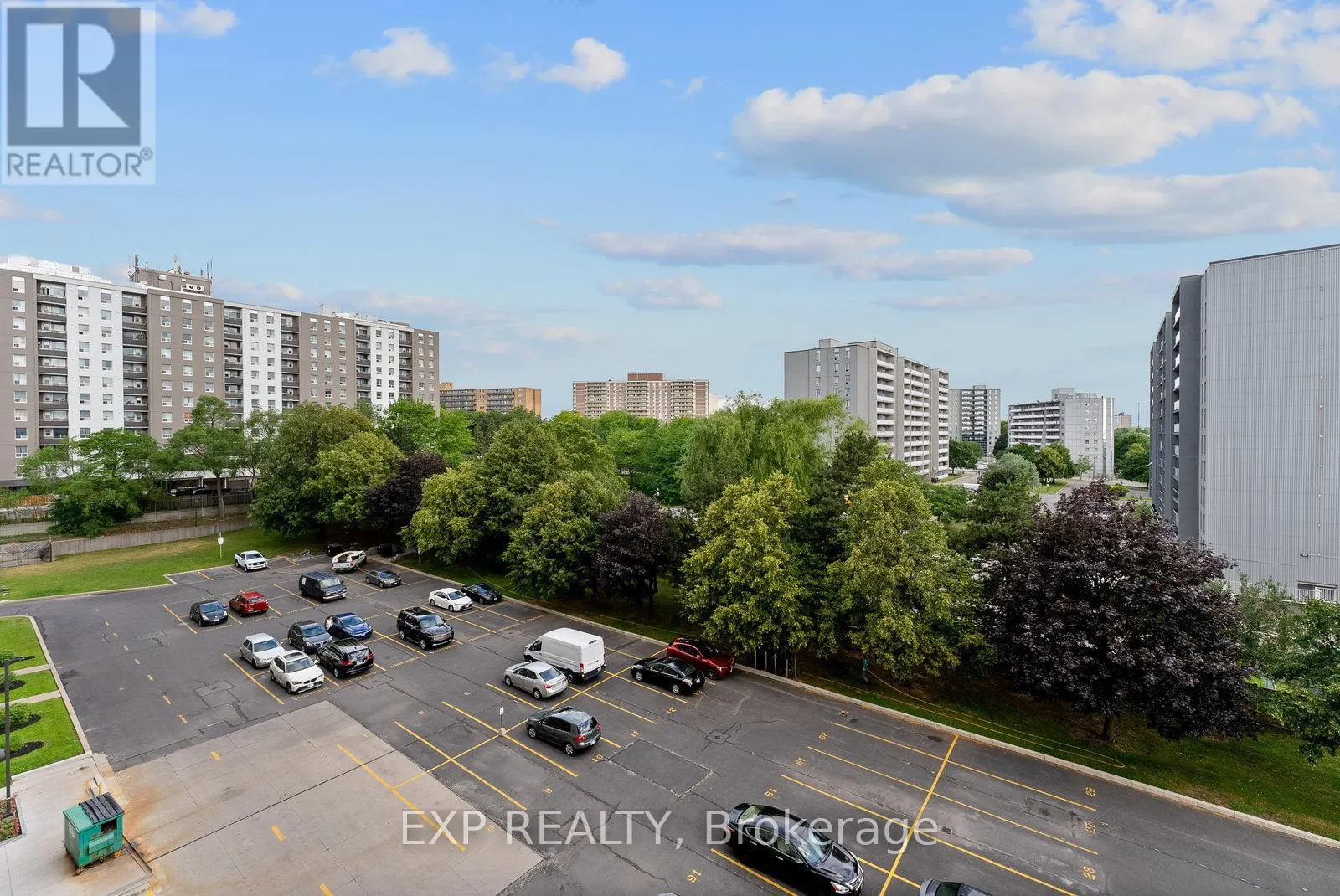 612 - 2 GLAMORGAN AVENUE