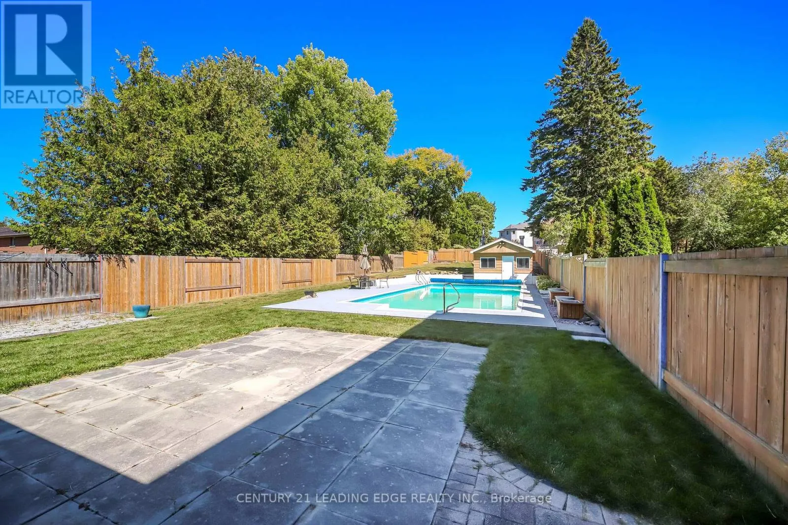 815 DOUGLAS AVENUE