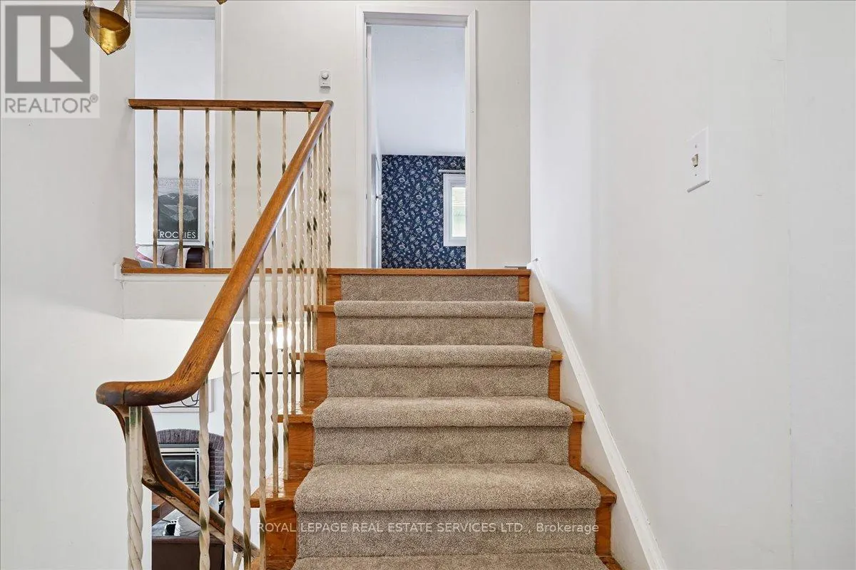 54 TEMPLE BAR CRESCENT