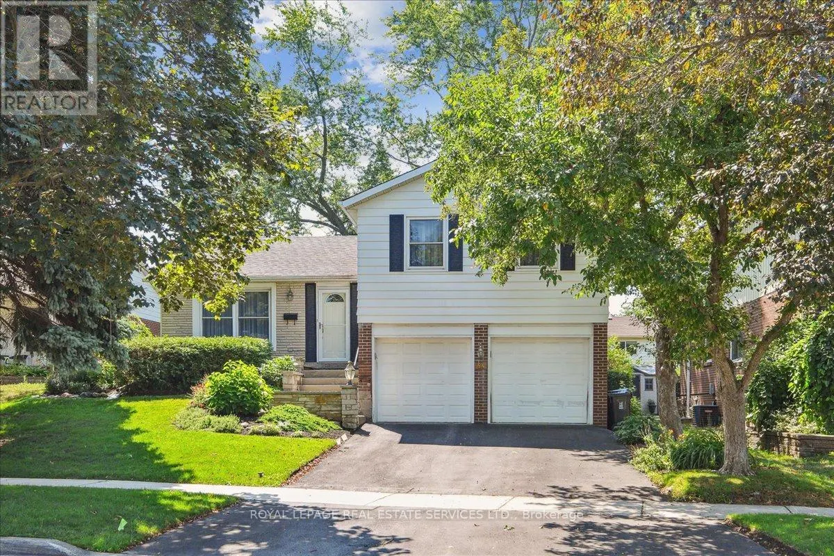 54 TEMPLE BAR CRESCENT