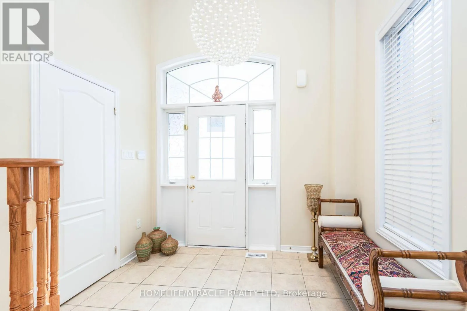 8 SOLWAY CRESCENT
