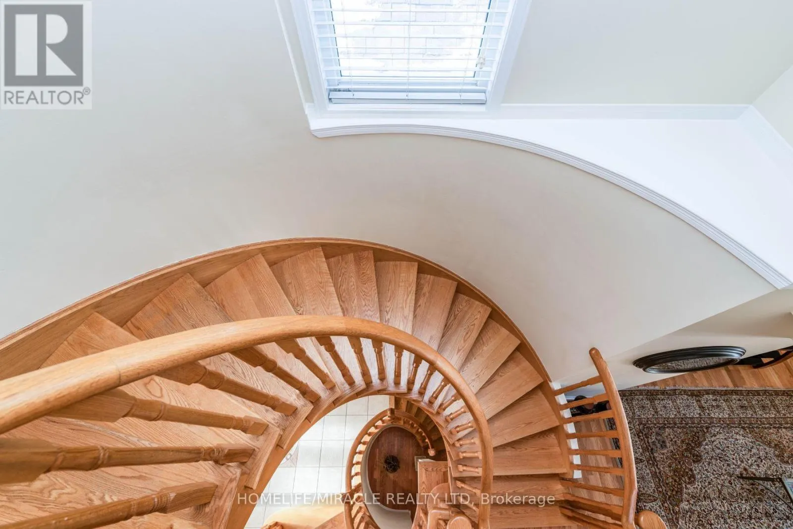 8 SOLWAY CRESCENT