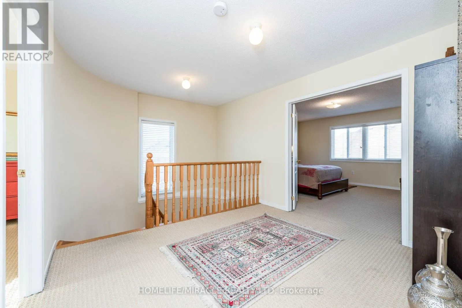 8 SOLWAY CRESCENT