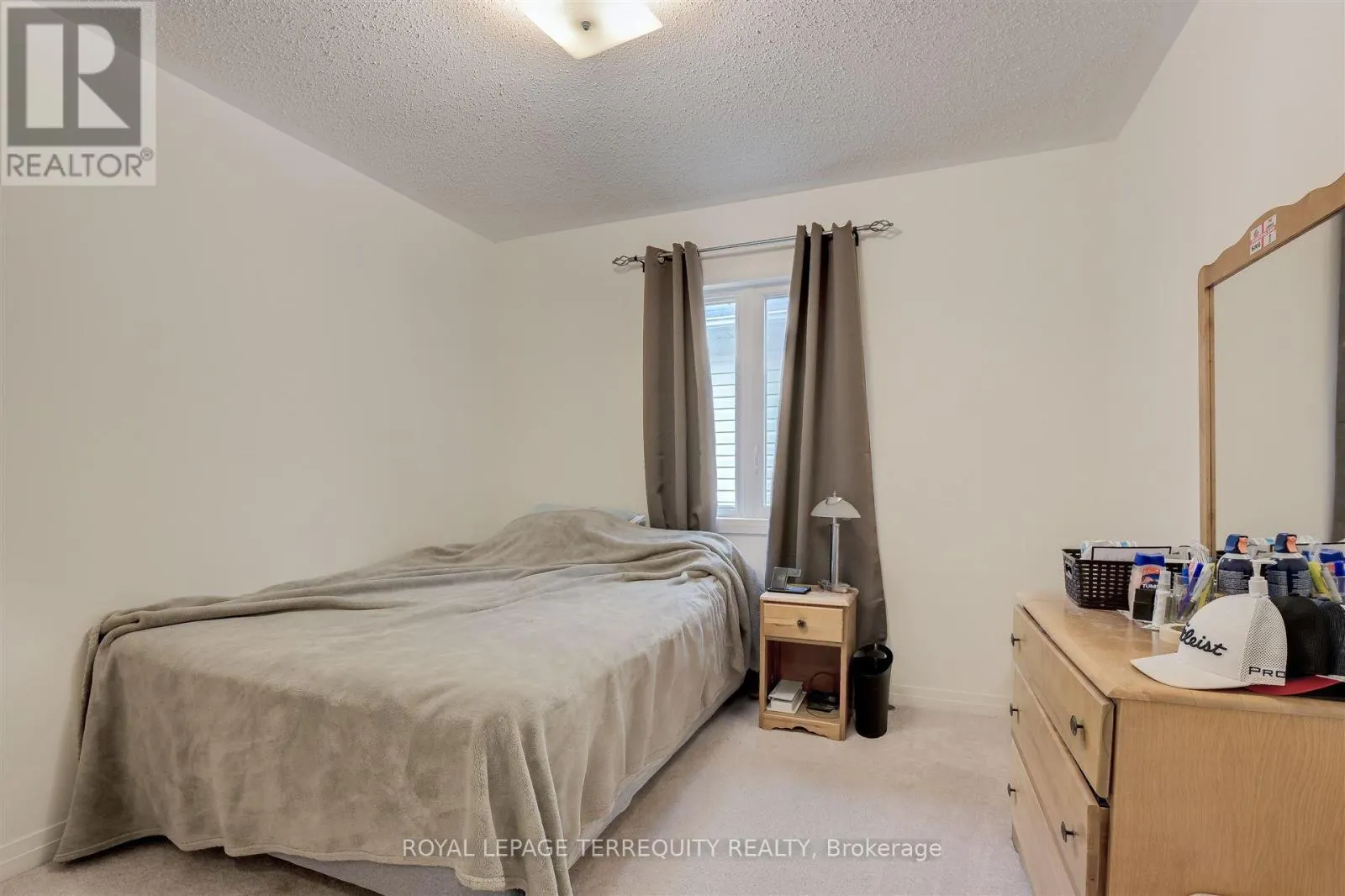 137 EAST SHORE DRIVE