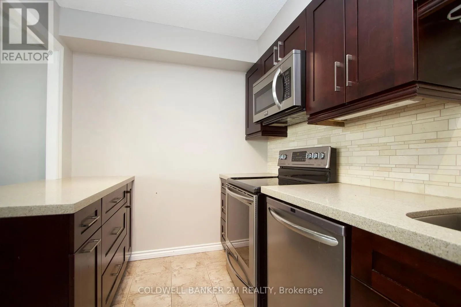 518 - 50 RICHMOND STREET E, #518