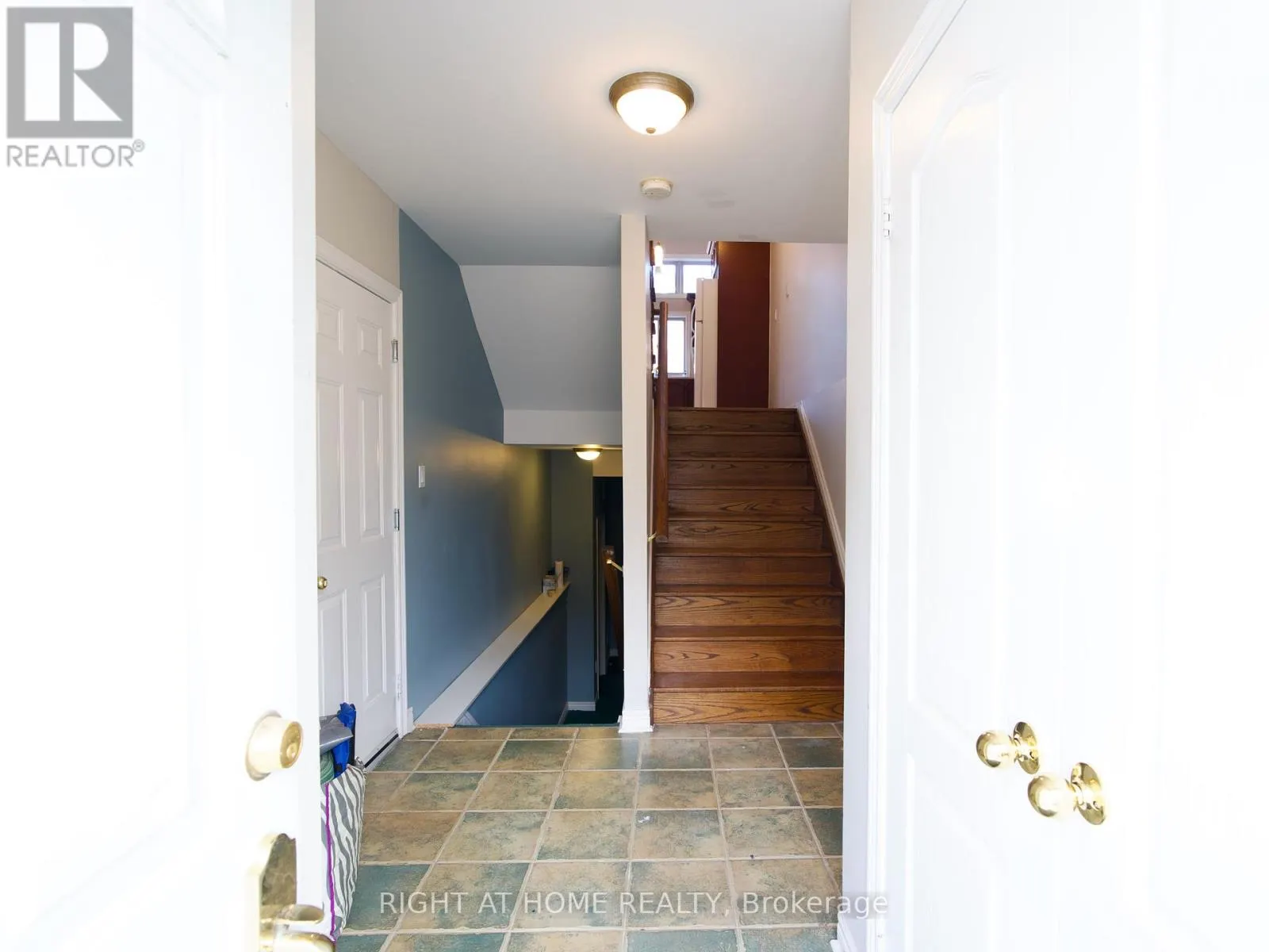7 - 70 GUILDWOOD PARKWAY
