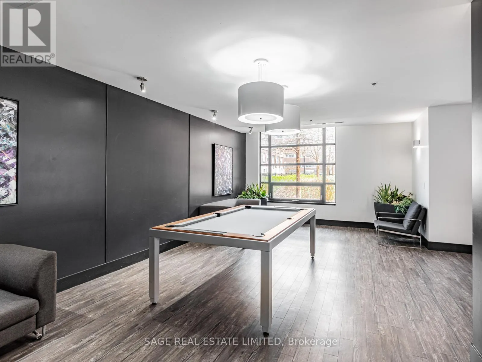 PH15 - 88 COLGATE AVENUE